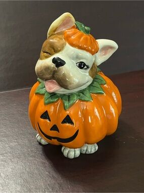 Frenchie Bulldog Halloween figurine by Blue Sky Ceramics EUC